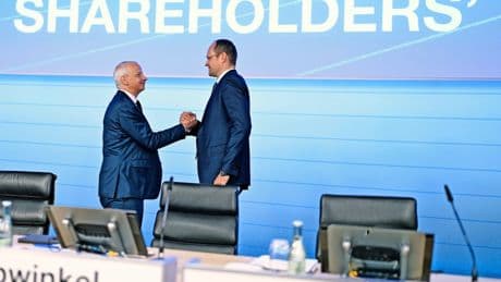 BASF-Hauptversammlung: „Der Dinosaurier BASF lebt“