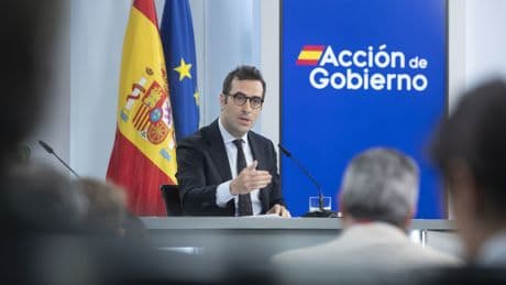 El Gobierno comunica a Bruselas que prevé neutralizar el impacto económico de los aranceles