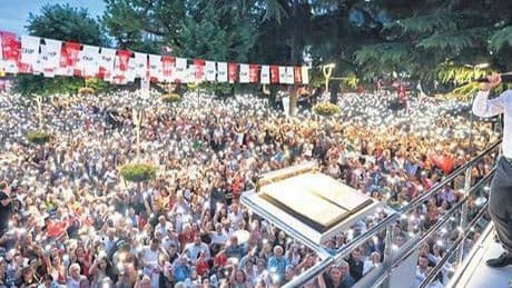 ‘Sorunları demokrasi ile çözeceğiz’