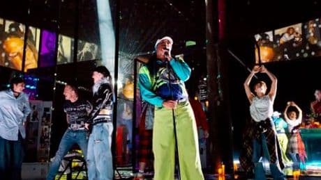 »Pride« am Staatstheater Hannover: Heiterer Queerness-Grundkurs fürs Abopublikum