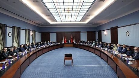 AK Parti'de MYK toplandı