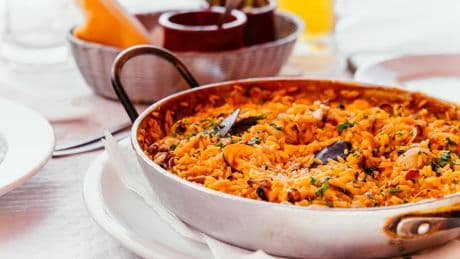 Pablo Ojeda arrasa con la receta de arroz meloso "ideal para perder peso": fácil, saludable y a base de conservas