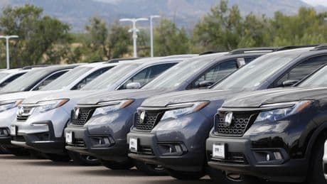 Auto safety regulators probe 1.4M Honda and Acura vehicles over engine failures