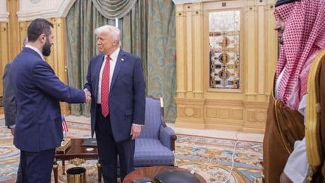 Trump se reúne con Al Sharaa, el presidente de Siria, antiguo prisionero de EEUU en Irak