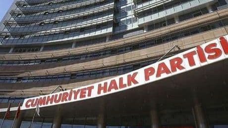 CHP'li Bayrampaşa Belediye Meclis Üyesi Murat Salman partisinden istifa etti