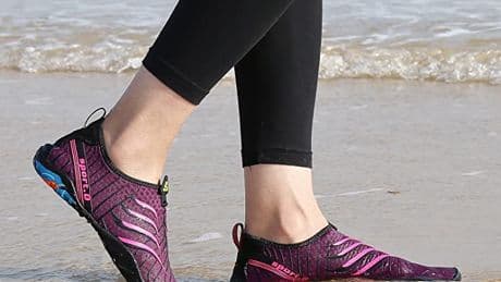 Los mejores escarpines para la playa: Protección, comodidad y estilo en cada paso
