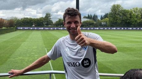 Während Vancouver-Training - So reagiert Müller auf das Bayern-Tor