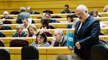 PP y Vox reprochan al Gobierno los "muertos" del apagón mientras Junts acusa a Sánchez de alentar "confabulaciones"