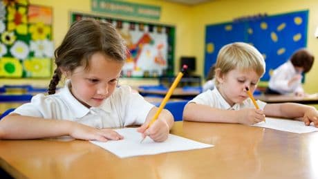 Left-handed people could be at higher risk for some neurological disorders: study