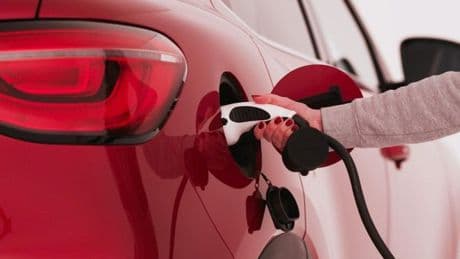 CAE, la ayuda al coche eléctrico que nadie conoce, pero te puede ahorrar hasta 1.000 euros