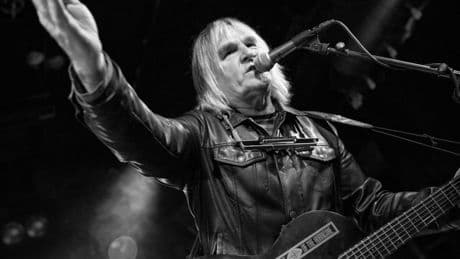 Mike Peters: The-Alarm-Frontmann mit 66 Jahren verstorben