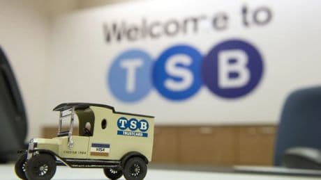 Banco Sabadell estudia vender su filial británica TSB en plena opa de BBVA