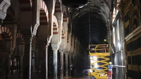 La restauración de la Mezquita de Córdoba tras el incendio costará un millón de euros