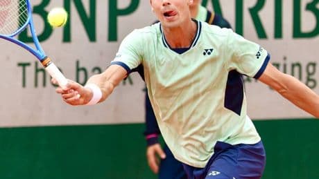 French Open 2025: Sieg über Kopriva – Altmaier steht in Runde drei