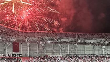Samsunspor'da Avrupa coşkusu! Stadyumda kutlama yapıldı...