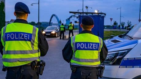 Und dann sind die drei somalischen Asylbewerber im Hotel nicht mehr auffindbar