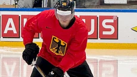 Deshalb spielt Deutschlands NHL-Star mit getöntem Visier