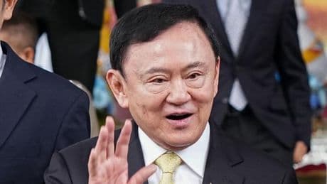 En Thaïlande, l’ancien premier ministre Thaksin Shinawatra acquitté du crime de lèse-majesté