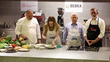 Başkan Mustafa Bozbey ve Seden Bozbey, obezite ile mücadele için mutfağa girdi