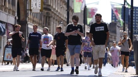 UK inflation to rise as summer spending pushes up hotels and airfares
