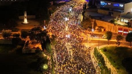 Israel-Gaza-Krieg: Zigtausende demonstrieren in Jerusalem vor Netanyahus Residenz für Kriegsende