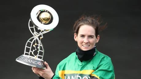 Trailblazing female jockey retires from horse racing