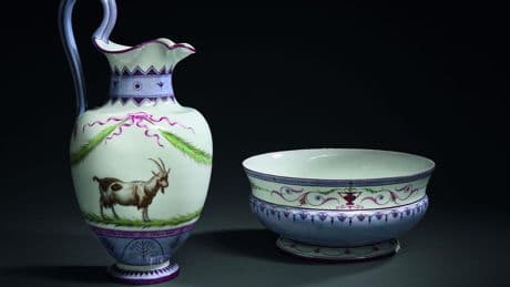 Le service de la Laiterie de Marie-Antoinette à Rambouillet entre au Musée de Sèvres