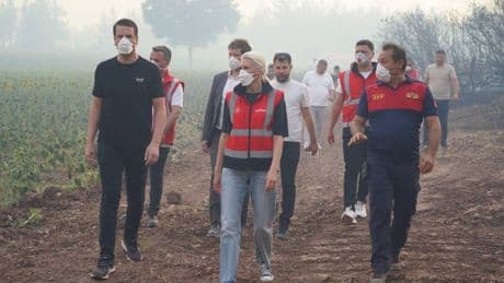 Başkan Subaşı’nın yangınla mücadeledeki gayreti taktir topladı