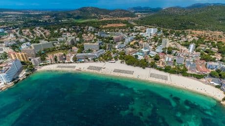 Mallorca: Brand in Hotel – Urlauber evakuiert