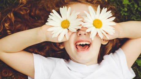 Four ways to keep kids entertained over half-term by using flowers