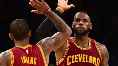 LeBron, ‘pillado’ en Cleveland. ¿Qué pensará Doncic?