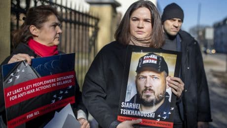 Biélorussie: l'opposant Sergueï Tikhanovski libéré après cinq ans de prison