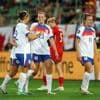 Wiegman met Engeland naar kwartfinales na overtuigende zege op Wales