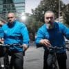 Amsterdam Nieuw-West schakelt particuliere beveiligers in: alleen een blauwe trui heeft al effect