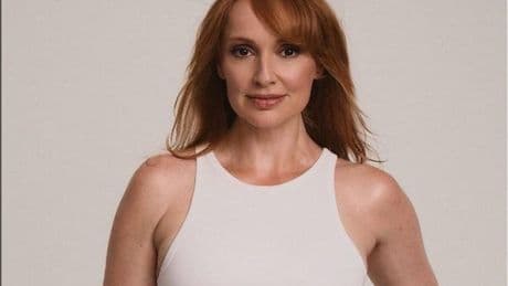Cristina Castaño presenta a su primer hijo y desvela su nombre