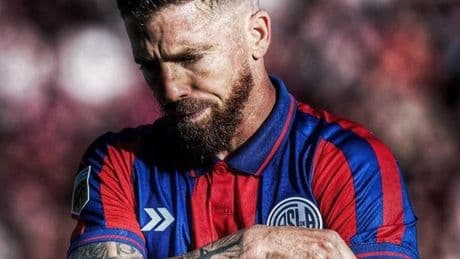Iker Muniain denuncia que los jugadores de San Lorenzo llevan meses sin cobrar
