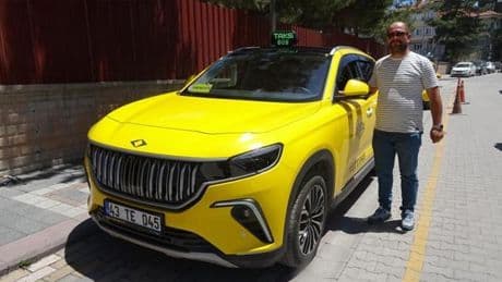 Kütahya'da yerli üretim TOGG taksi oldu! 'Gurur duyuyorum'