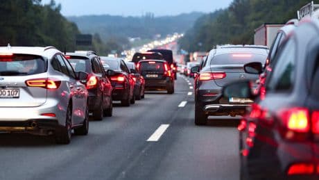 Ferienende, langes Wochenende, Kurzurlaub  - An Fronleichnam droht extremer Stau