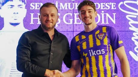 Galatasaray'a veda etti! Jankat Yılmaz Eyüpspor'da
