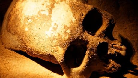 Una cueva ha revelado la macabra ceremonia maya para honrar a sus dioses: hay 100 huesos y ninguno está donde debería