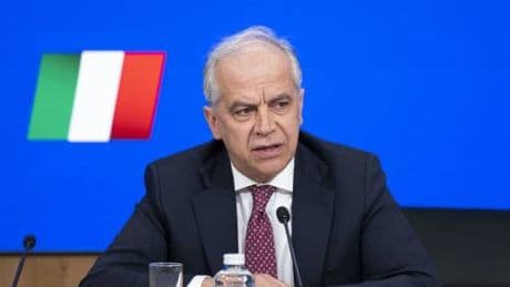 Libia respinge la delegazione Ue. Bloccato l'ingresso anche a Piantedosi