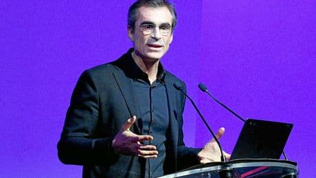 Vive polémique après l’exclusion de Raphaël Enthoven d’un festival à Besançon