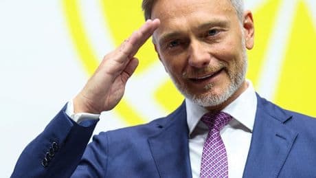 FDP-Parteitag: Lindner verabschiedet sich mit Attacken auf die CDU