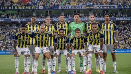 Fenerbahçe'nin Göztepe maçı kadrosu belli oldu! Kanarya, İzmir'e 7 eksikle gidiyor