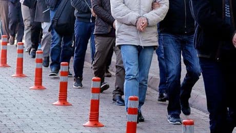 Zehir tacirlerine geçit verilmedi: 22 torbacı paketlendi