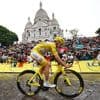 Pogacar verzekert zich van vierde Tour-zege, Van Aert wint spectaculaire slotrit