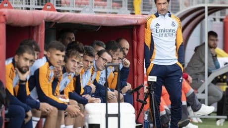 Raúl se va del Real Madrid