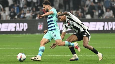 Kartal Fırsat Tepti! Beşiktaş Üçüncülük Yarışında Yara Aldı