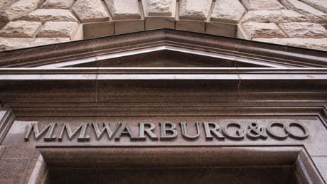 Schlappe für Warburg Bank im Streit um Millionen-Forderungen