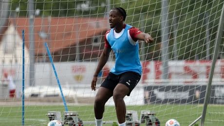 Verpasst er das Trainingslager? - Neue Sorgen um Zagadou